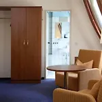 Haus Kronenthal 3* Ratingen