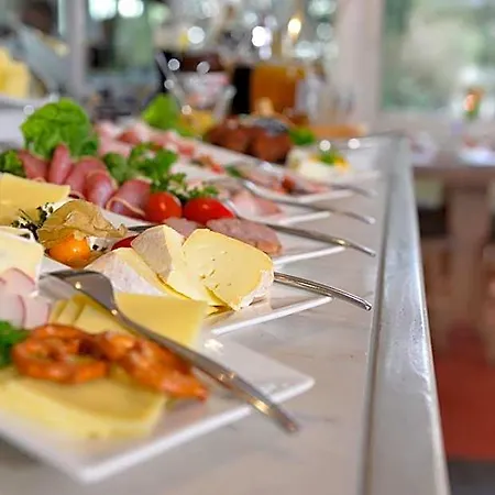 Haus Kronenthal 3* ראטינגן