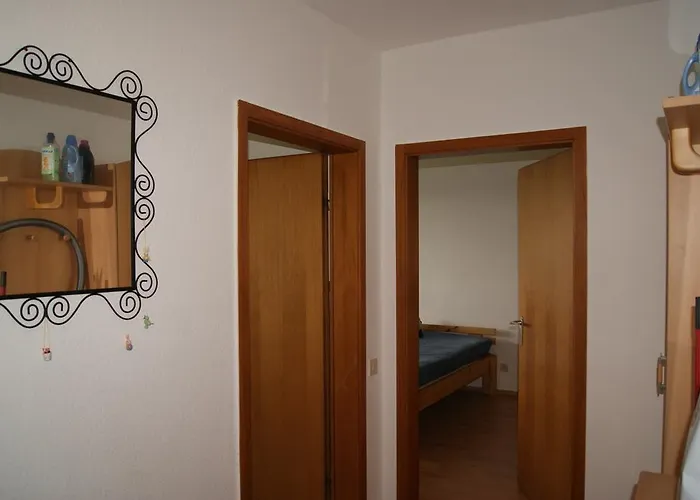 Haus Kronenthal 3* راتينغن