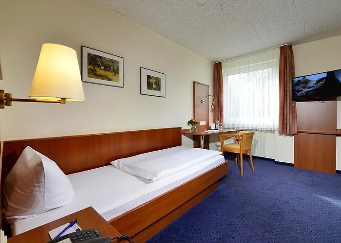 فندق Haus Kronenthal 3*