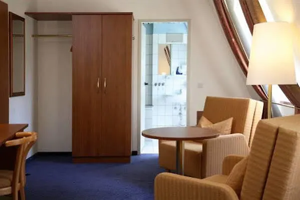 Haus Kronenthal 3* Ratingen